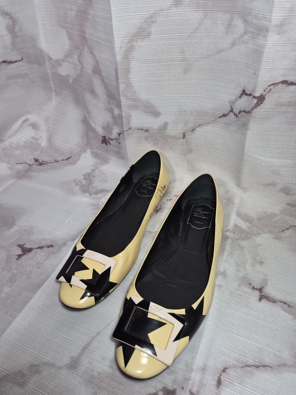 VTG Roger Vivier Black & Cream Star Pattern Women's Flats
